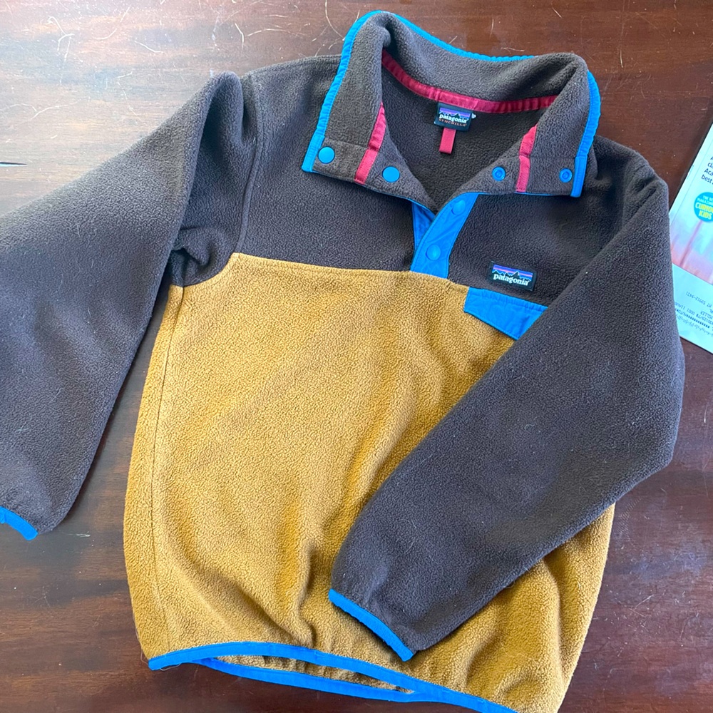 Child’s Patagonia Fleece Pullover 6-8 yo